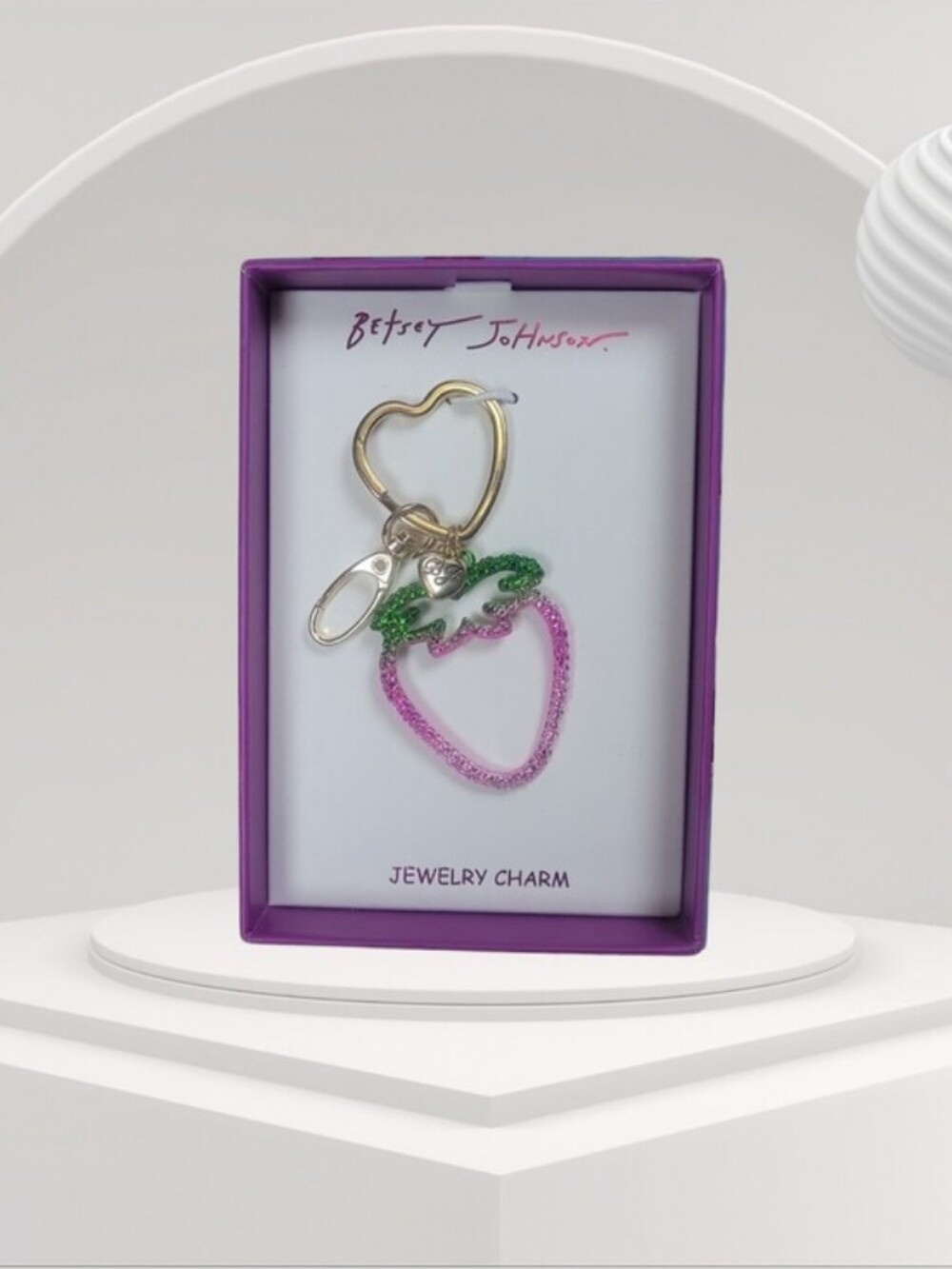 Betsey Johnson-Strawberry 🍓Heart Bag Charm Keychain 🩷